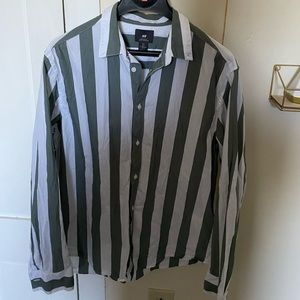 H&M dress shirt
